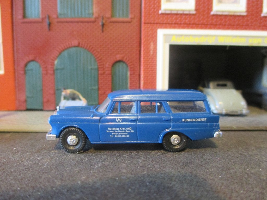 Mercedes Benz W110 190 Universal MERCEDES BENZ Servicewagen, Ophalen of Verzenden, Gebruikt, Auto