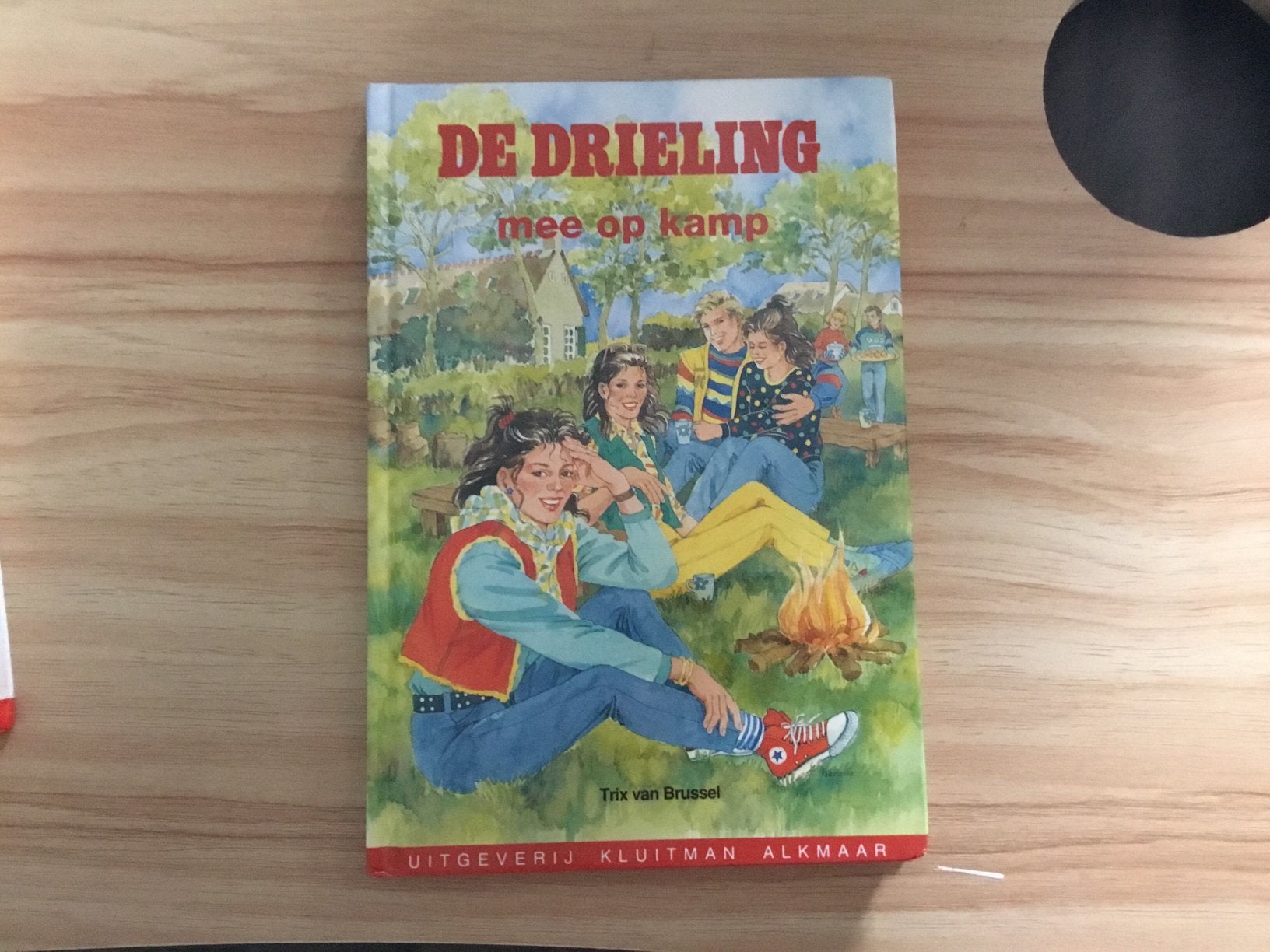 De drieling mee op kamp, Ophalen of Verzenden, Zo goed als nieuw