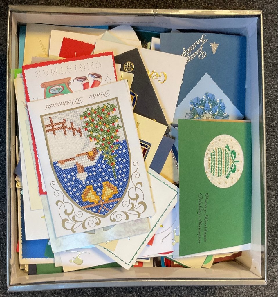 Doos met meer dan 200 meest zelfgemaakte kerstkaarten, Verzenden, Nieuw, Overige thema's