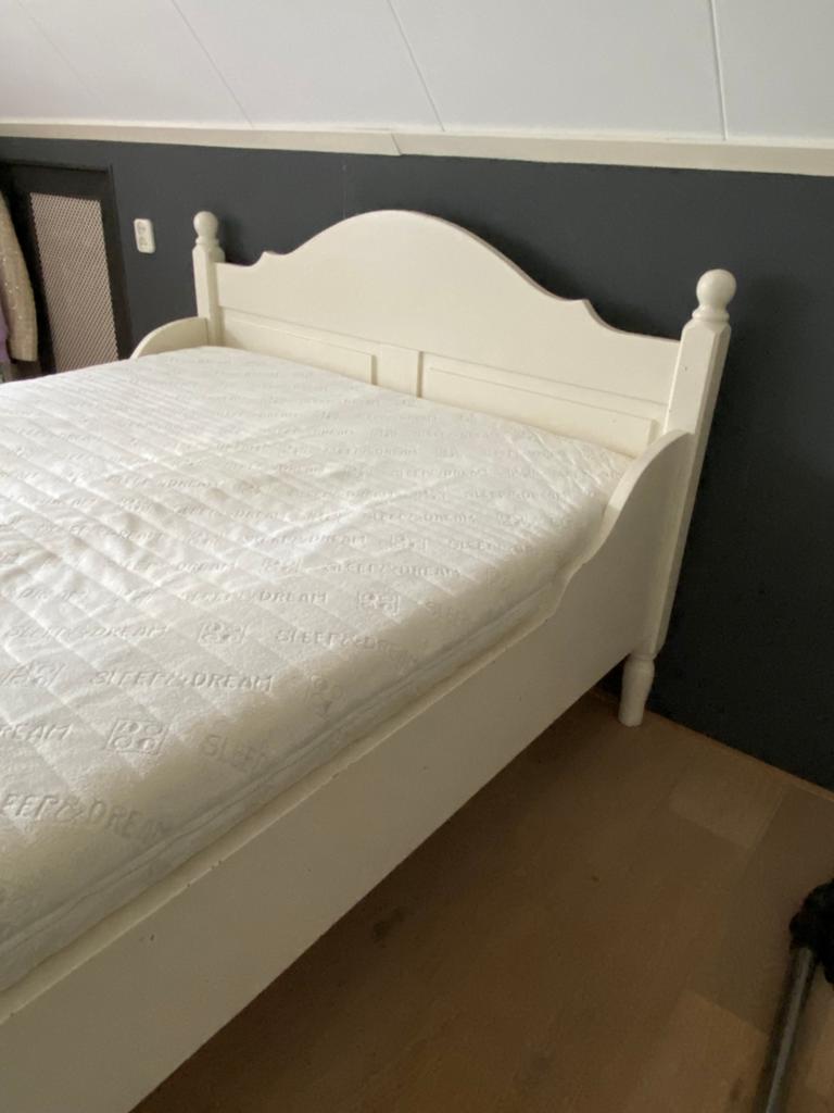 Grenen ledikant 140x200 eventueel met boxspring, Huis en Inrichting, Slaapkamer | Bedden, Ophalen, Gebruikt, Wit, Tweepersoons