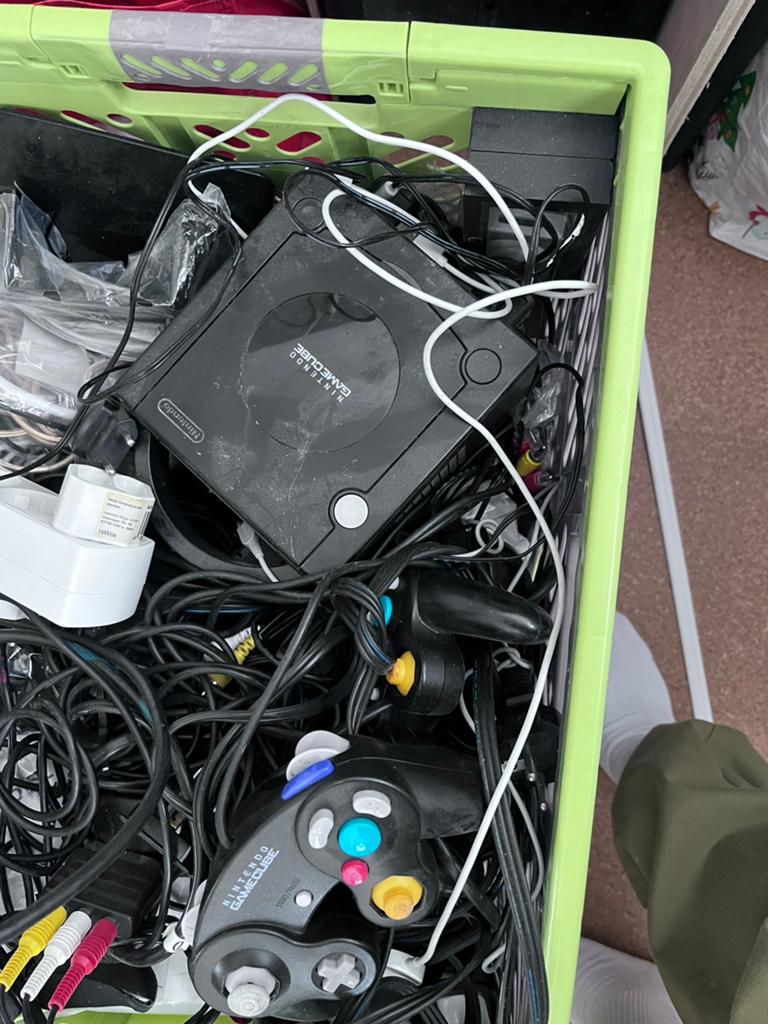 Nintendo GameCube met Mario Kart Double Dash, Spelcomputers en Games, Spelcomputers | Nintendo GameCube, Gebruikt, Zwart, Met 2 controllers