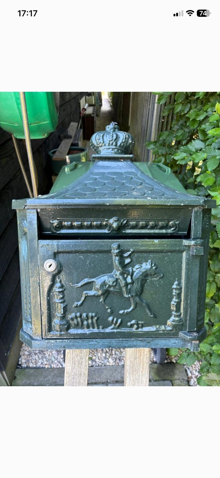 Gietijzeren brievenbus met kroon en ruiter groen, Ophalen, Gebruikt, IJzer