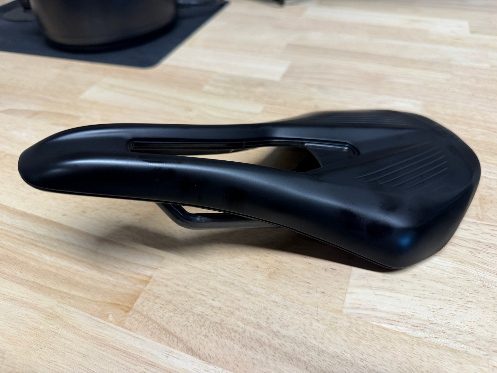 Fizik Argo Vento R3 zadel - Racefiets, Mountainbike, Gebruikt, Ophalen of Verzenden, Zadel