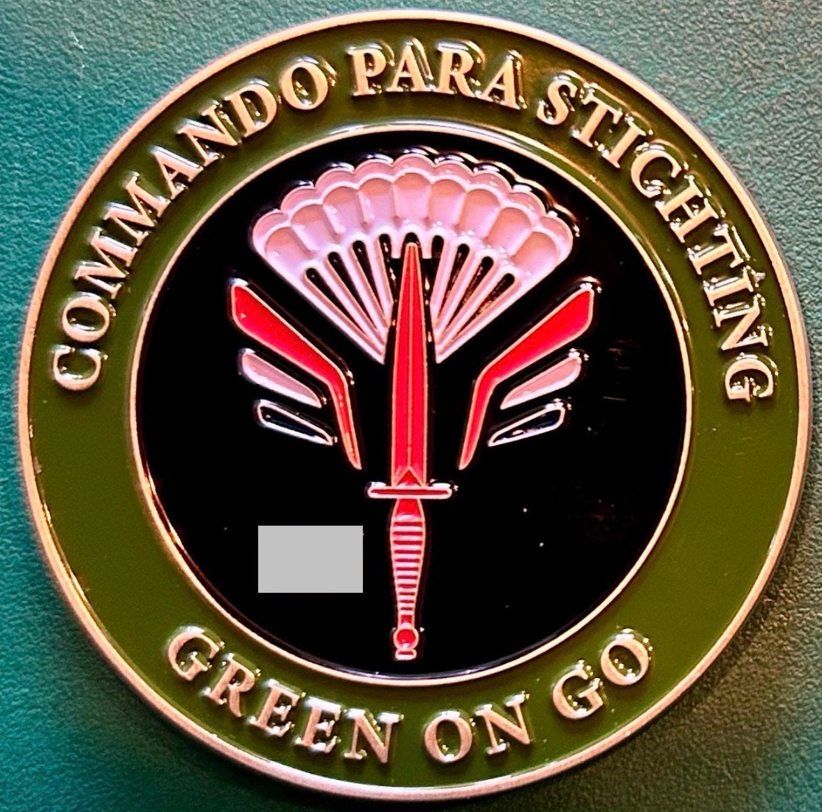 Coin Korps Commandotroepen PARA STICHTING, Ophalen of Verzenden, Landmacht, Nederland, Embleem of Badge