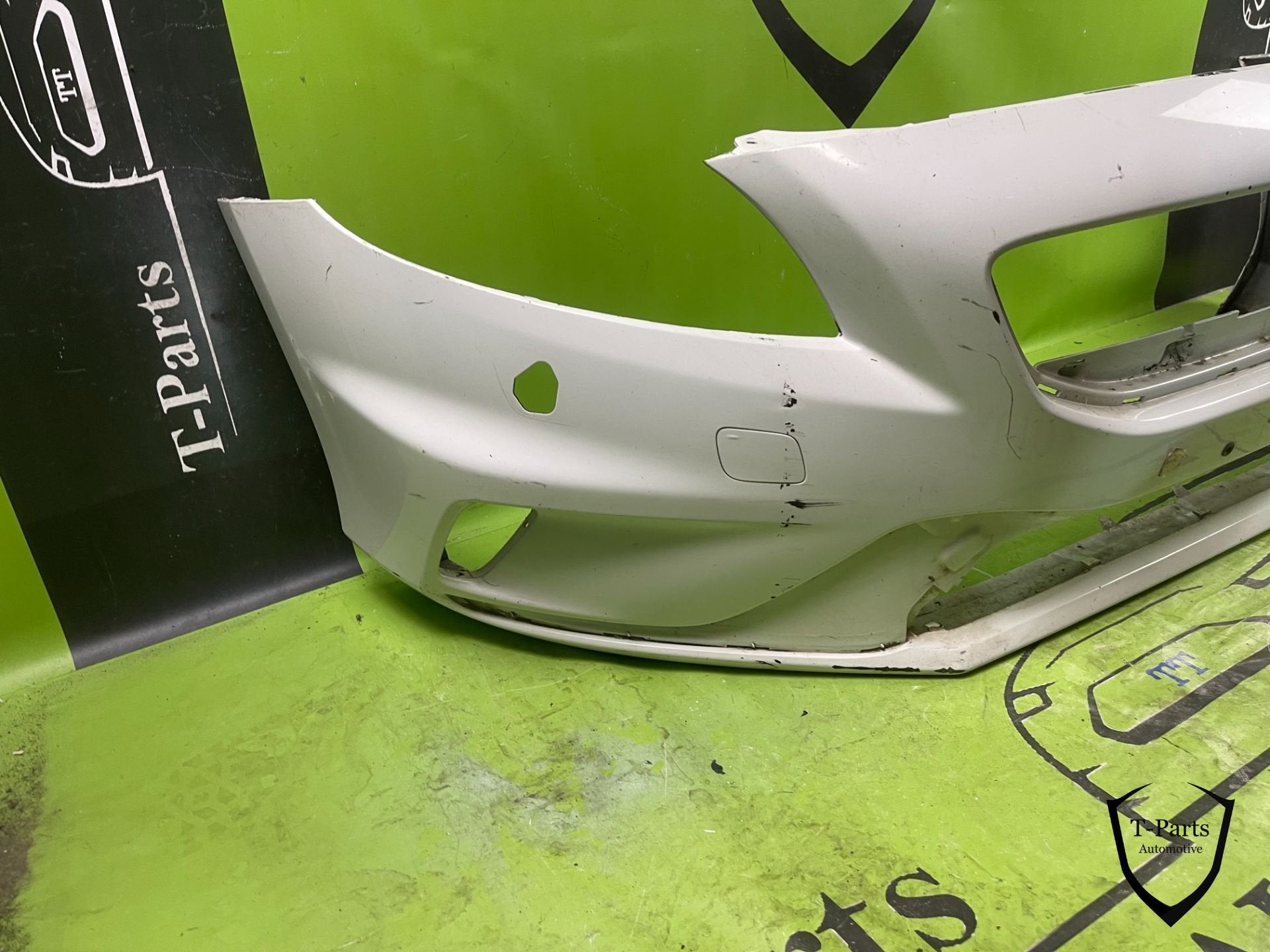 volvo v40 voorbumepr bumper R design, Info@fabrikant.eu, Ophalen of Verzenden, Volvo, Bumper