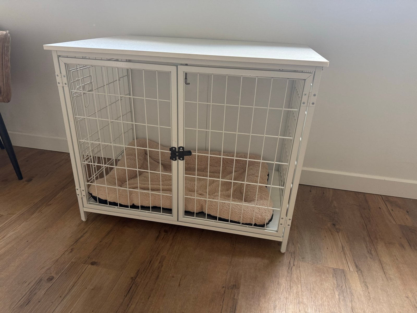 Stevige honden bench wit., Dieren en Toebehoren, Ophalen, Zo goed als nieuw