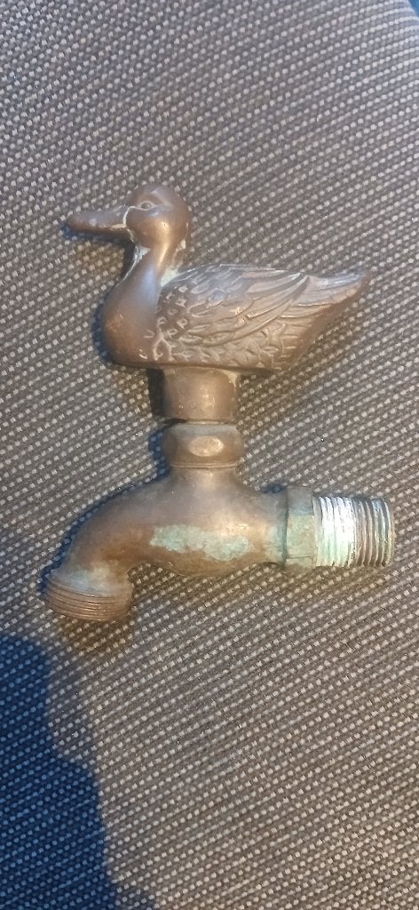 Antiek bronzen kraan met eend, Ophalen of Verzenden, Koper