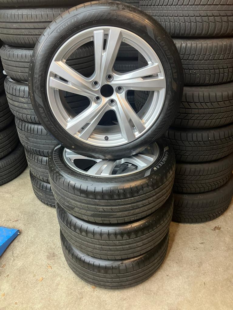 18 inch originele Audi A5 8B velgen met zomerbanden DEMO, Banden en Velgen, Nieuw, Ophalen of Verzenden, Audi