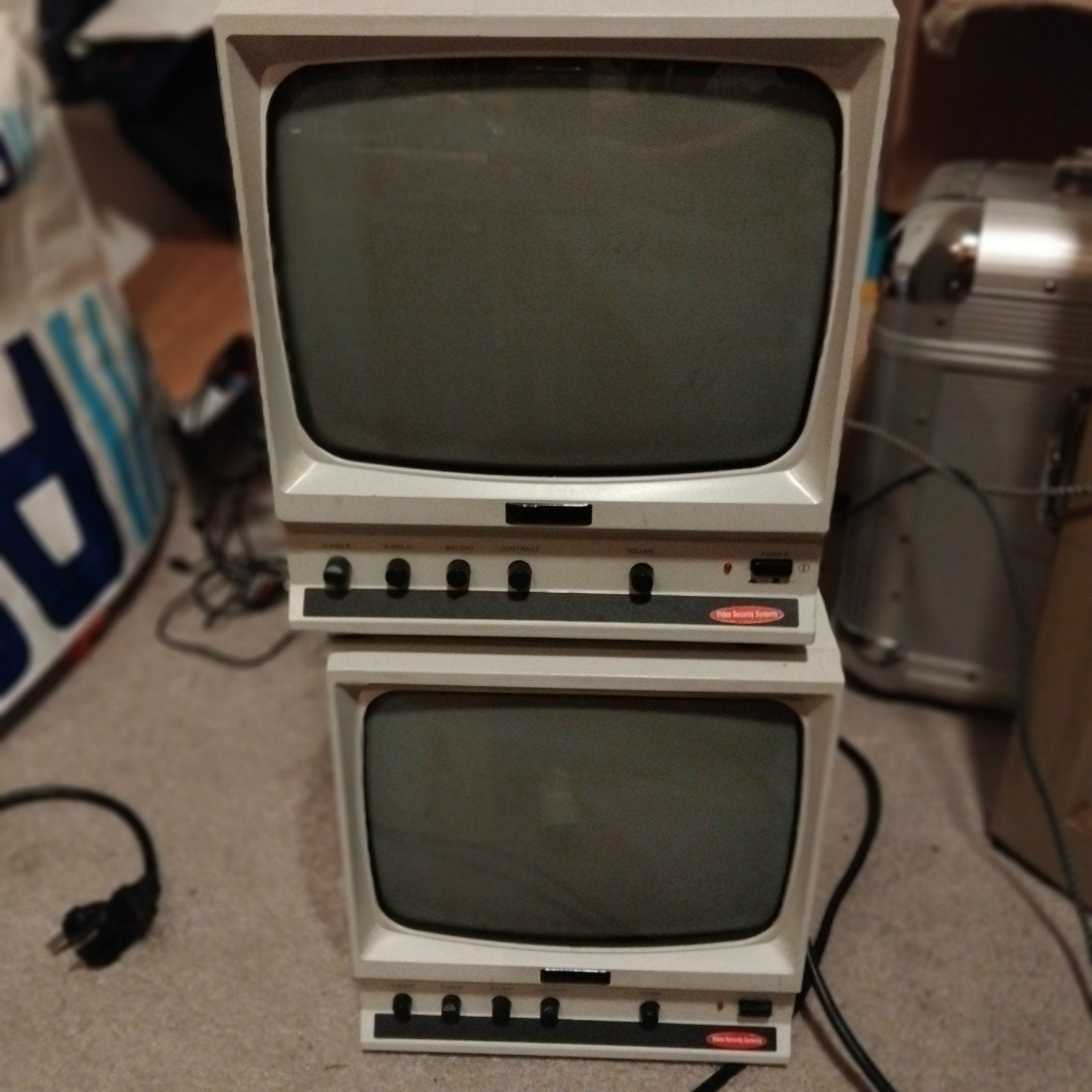 Vintage zwart-wit 11inch monitoren (2 stuks), Audio, Tv en Foto, Vintage Televisies, Ophalen, Gebruikt, Minder dan 40 cm, Overige merken
