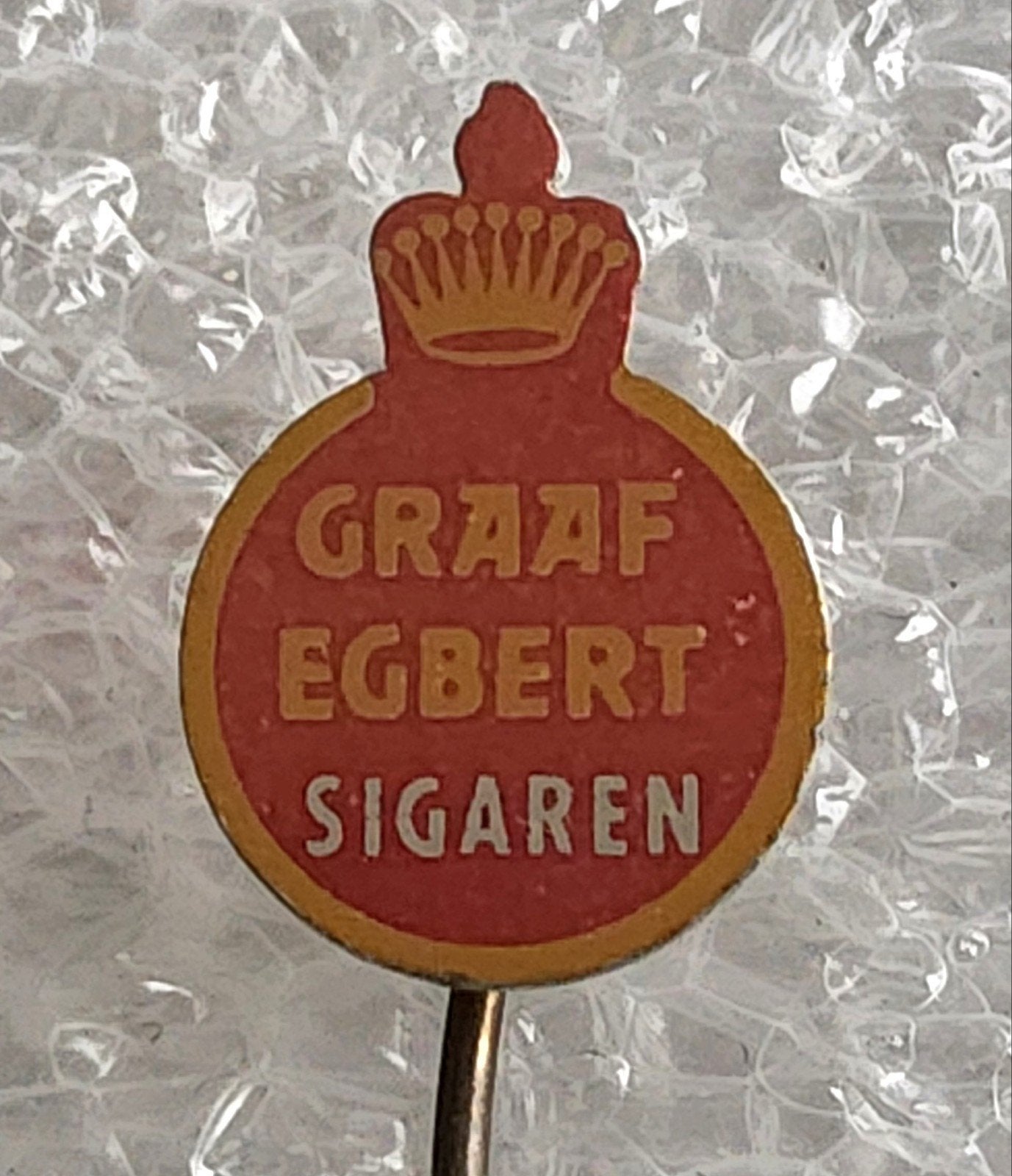 Vintage Speldje Graaf Egbert Sigaren, Ophalen of Verzenden, Gebruikt, Overige onderwerpen, Speldje of Pin