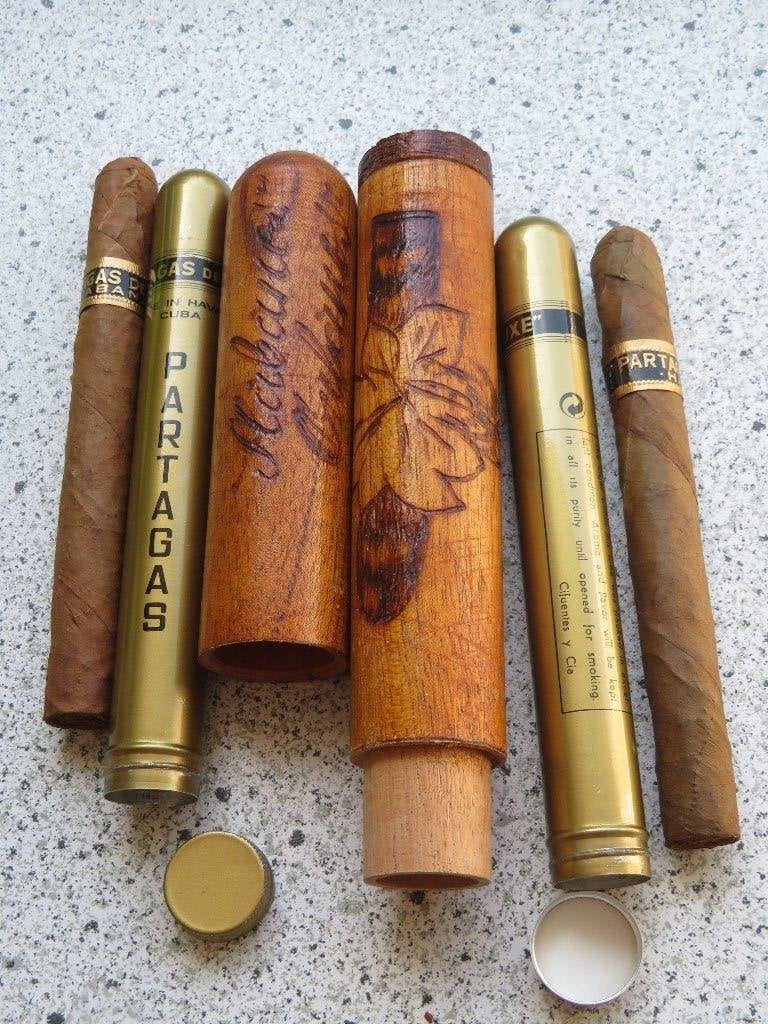 Houten sigarenkoker met aluminium koker incl sigaar uit Cuba, Ophalen of Verzenden, Zo goed als nieuw, Overige typen