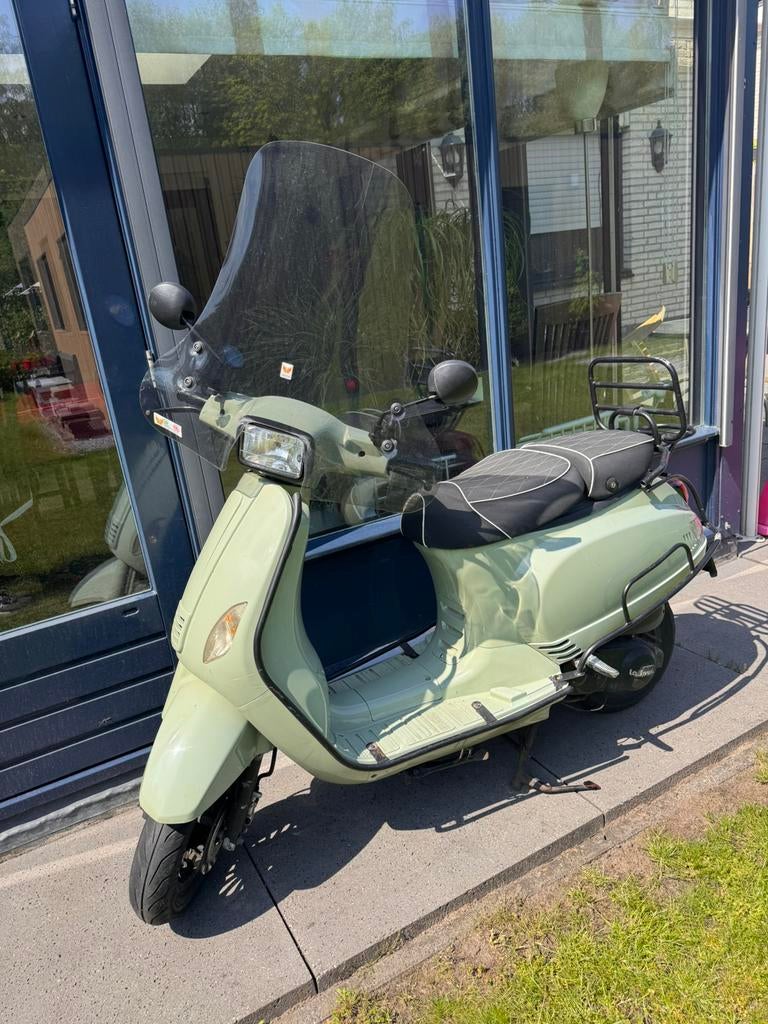 La souris sourini rijdt niet, Fietsen en Brommers, Snorfietsen en Snorscooters, Gebruikt, Benzine, Ophalen, Overige merken