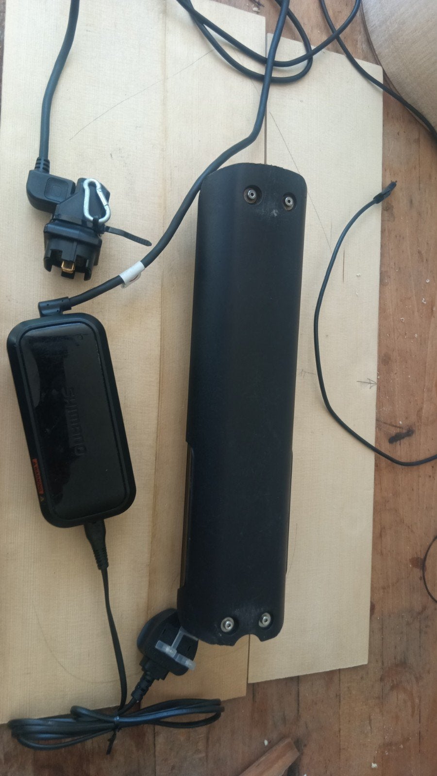 Shimano E-bike Accu en Lader, Ophalen of Verzenden, Gebruikt
