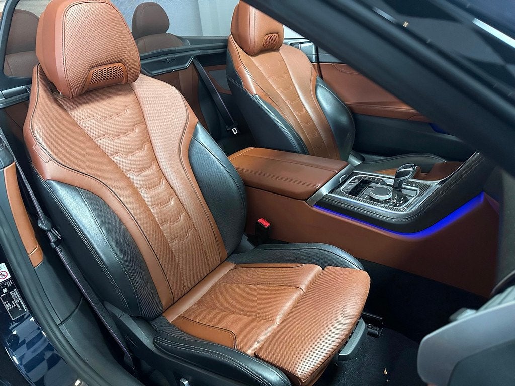 BMW 8-serie 840i xDrive M-Sport Individual / Air-collar / St, Auto's, BMW, Automaat, Gebruikt, Cabriolet, 4 stoelen