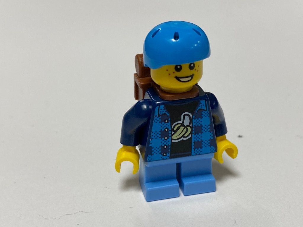 Lego nieuwe Minifiguur cty1332 Jonge skateboarder, City, Lego, Nieuw, Ophalen of Verzenden