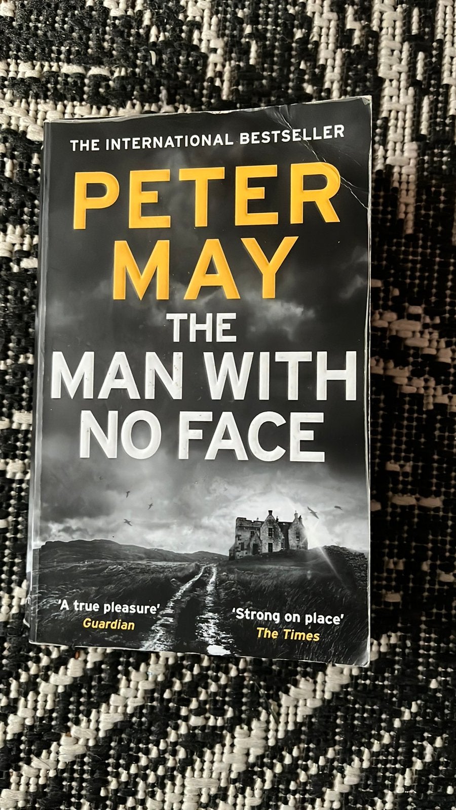 Boek The man with no face te koop, Ophalen of Verzenden, Gelezen