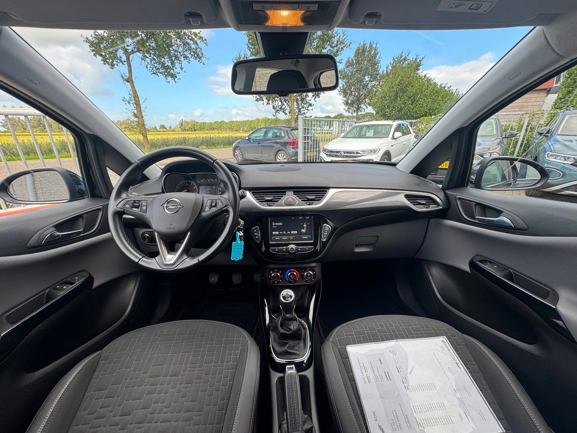 Opel Corsa 1.0 Turbo Innovation CARPLAY / NAVI / CLIMA / NAP, Auto's, Dealer onderhouden, Gebruikt, Blauw, Leder en Stof