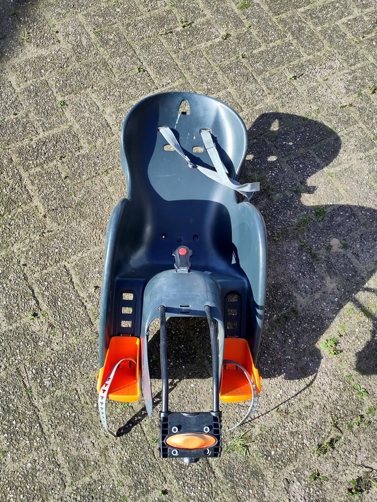 Zwevend fietsstoeltje voor achterop mtb bijvoorbeeld, Ophalen, Achterzitje, Onbekend, 9 t/m 36 kg