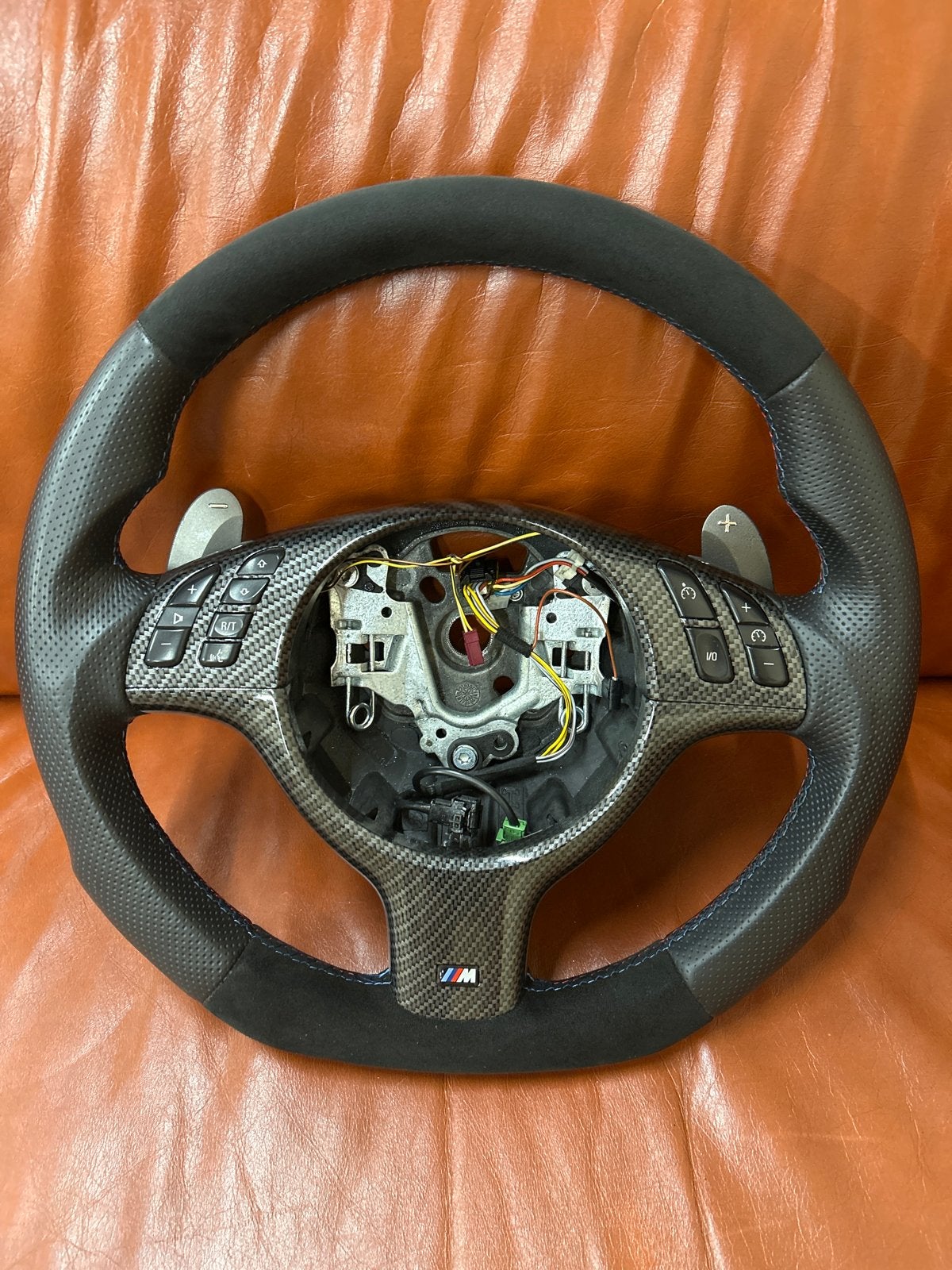 BMW M3 e46 stuur, nieuw bekleedt, carbon inleg, SMG, Ophalen of Verzenden, Gebruikt, BMW