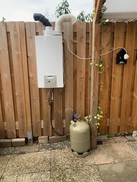 Vaillant turboMag 14 litre butaan propaangas/LPG, Doe-het-zelf en Verbouw, Geisers en Boilers, Ophalen, Minder dan 3 jaar oud