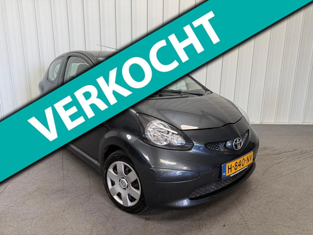 Toyota Aygo 1.0 | Nieuw APK | Airco | CarPlay, Voorwielaandrijving, Stof, Zwart, 4 stoelen