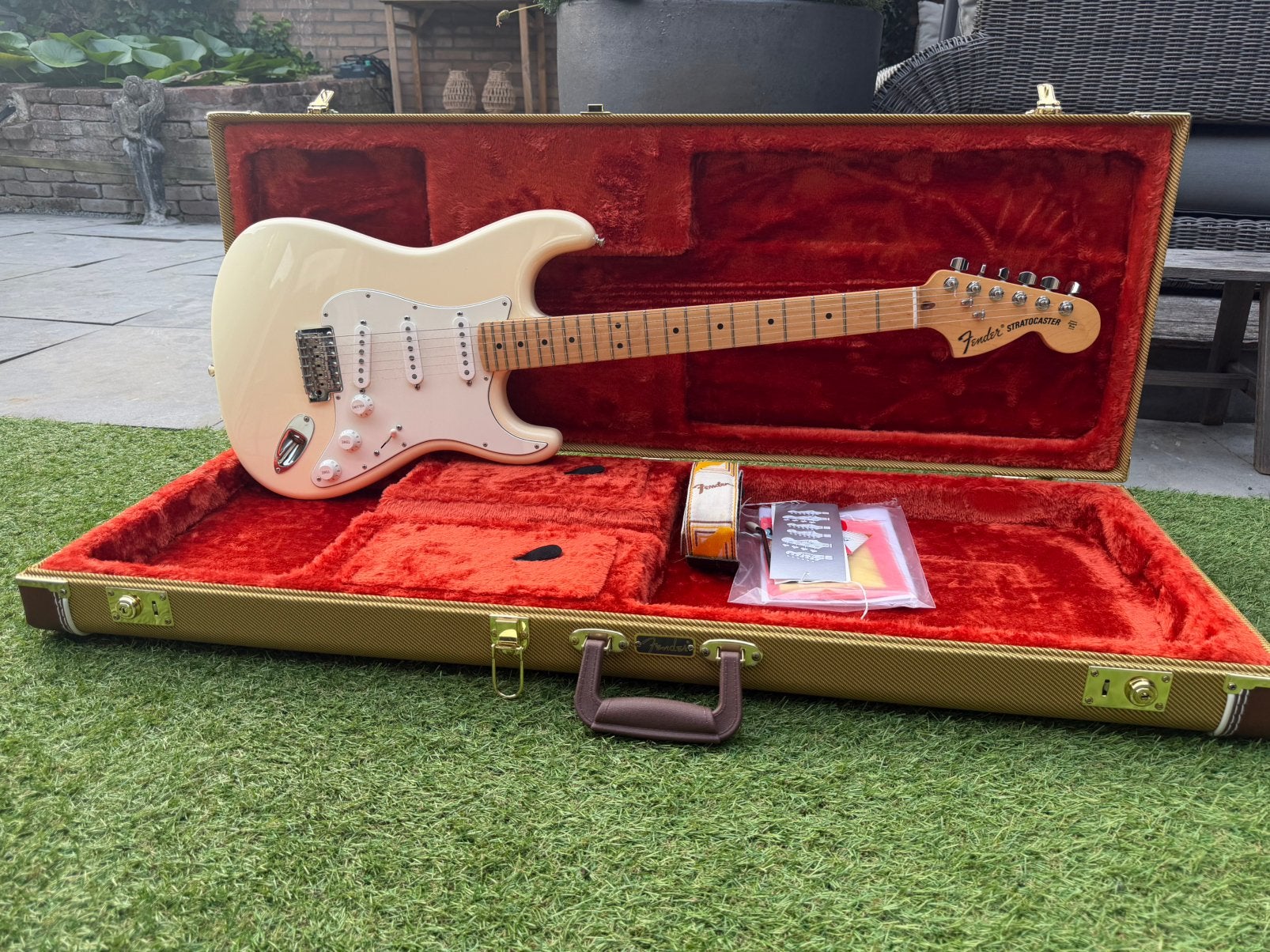 Fender USA Special Stratocaster Olympic White 2015, Fender, The Guitar Factory Oss, Ophalen of Verzenden, Zo goed als nieuw