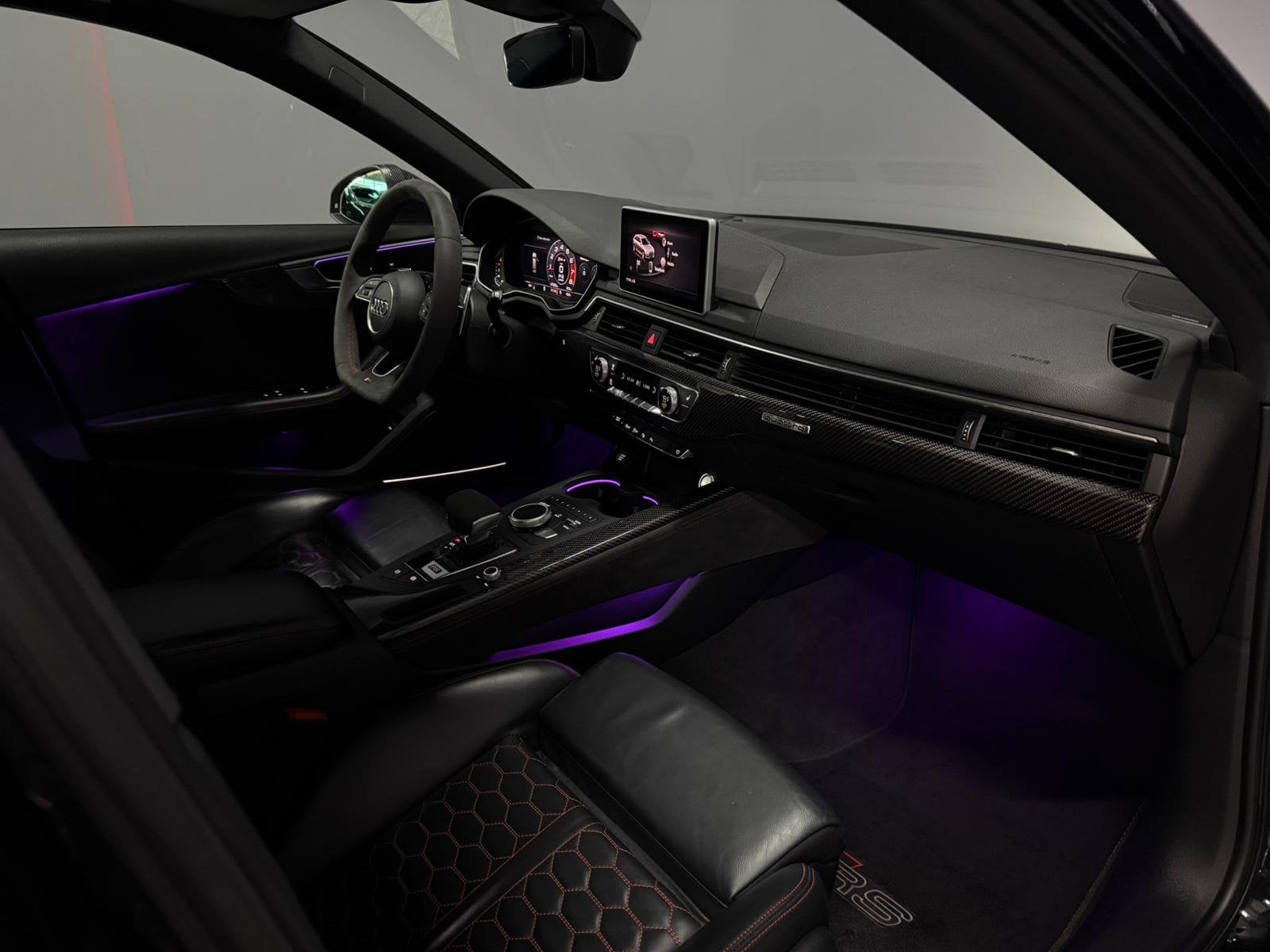 Audi RS4 Avant 2.9 TFSI quattro Pano|HUD|Carbon|B&O, Auto's, Audi, Automaat, Gebruikt, Zwart, Vierwielaandrijving