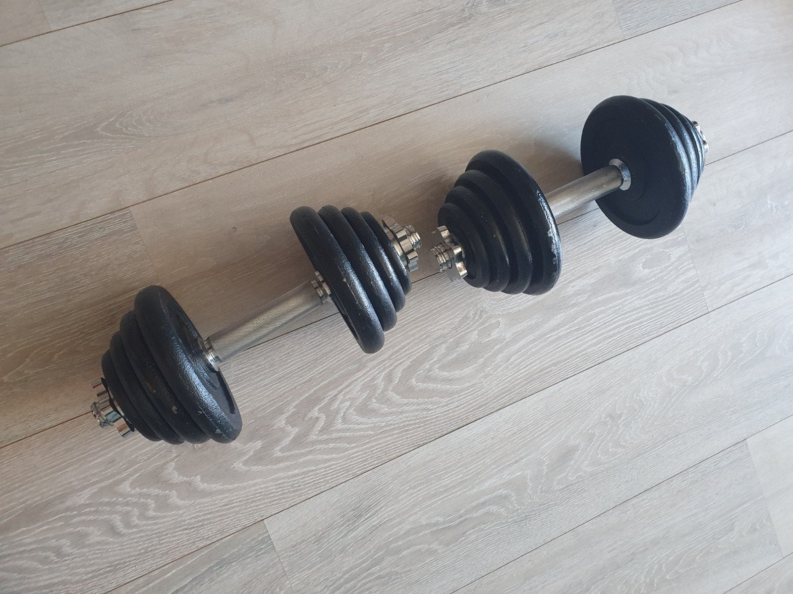 Verstelbare Halterset - Ideaal voor Krachttraining Thuis, Sport en Fitness, Fitnessmaterialen, Ophalen, Gebruikt, Rug, Halterset