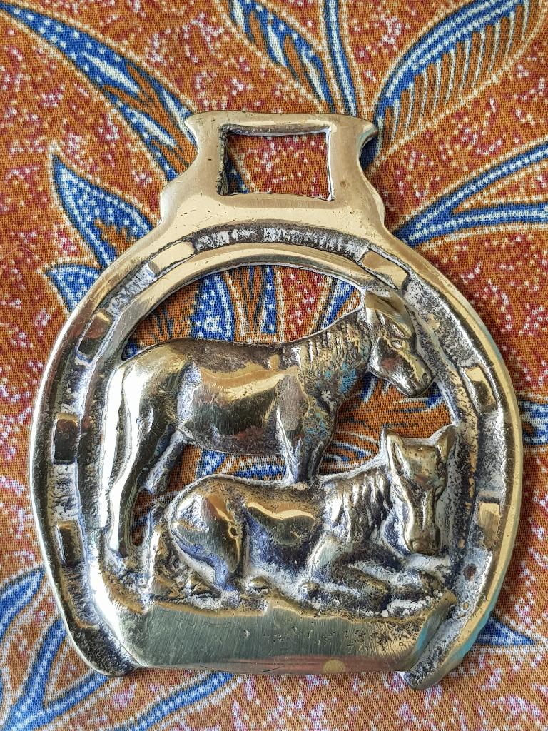 Antiek kleppermannetje uit Engeland met paarden 9 cm. 1900., Ophalen of Verzenden, Koper