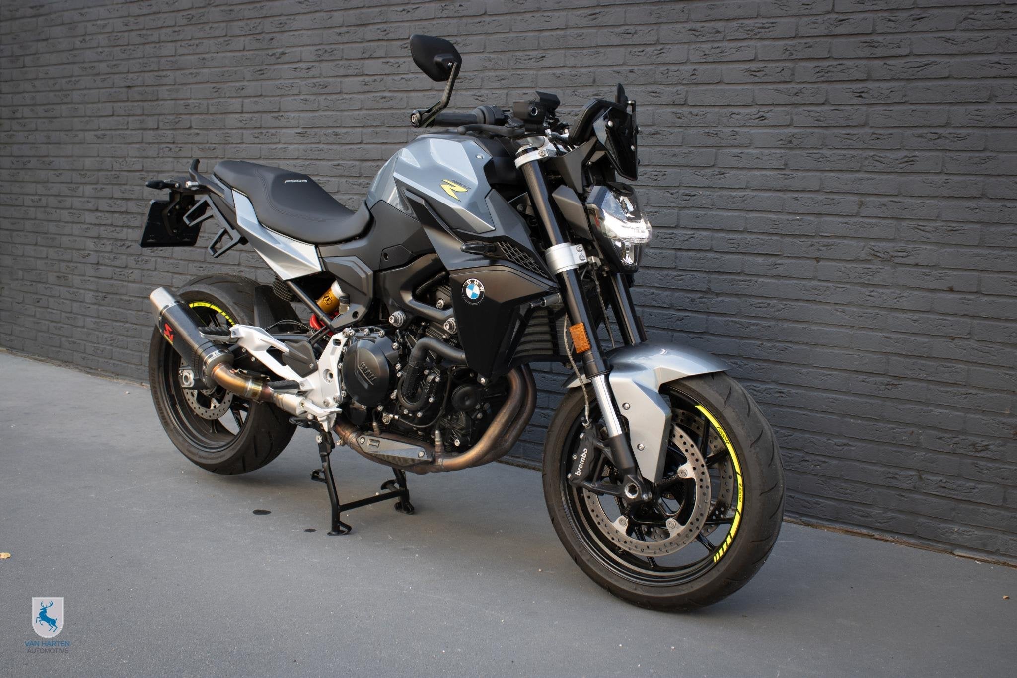 BMW F 900 R Exclusive / Volledig Akrapovic / Barend spiegels, Motoren, Motoren | BMW, Einsteinlaan 5
2289 CC  Rijswijk, NL, 895 cc