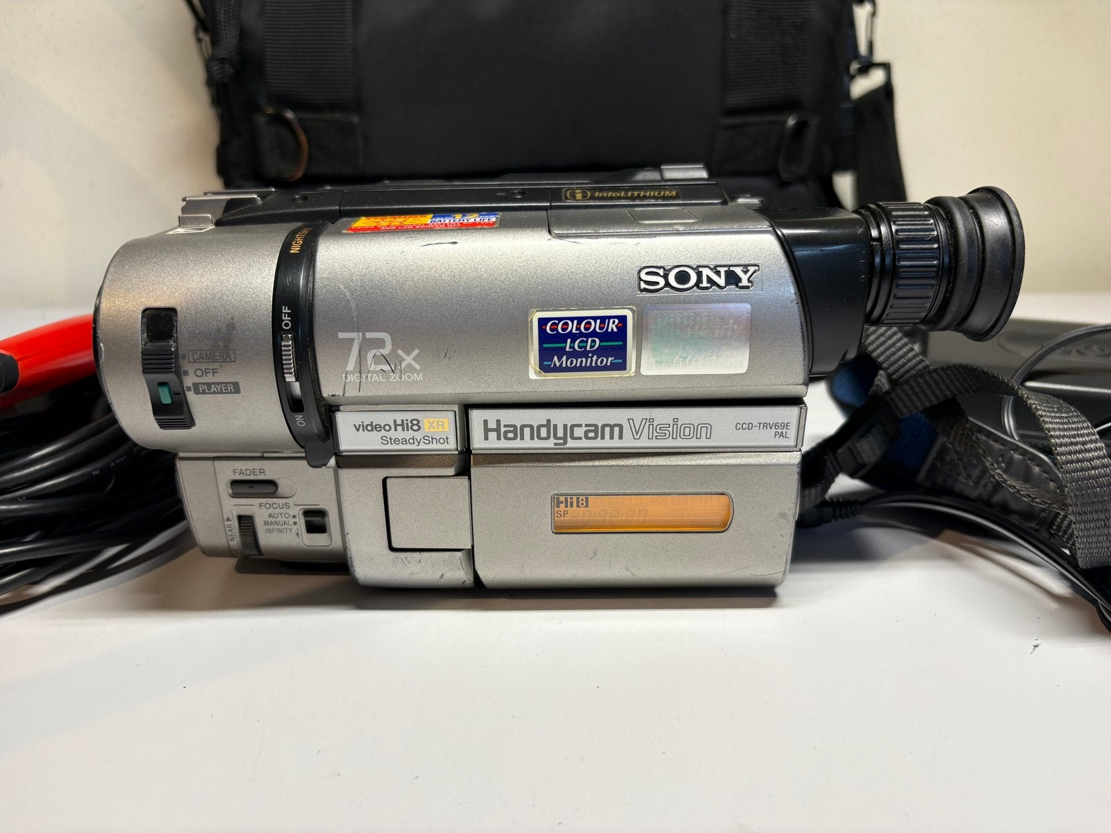 Sony Handycam Vision CCD-TRV69E Hi8 Camcorder, Ophalen of Verzenden, Hi 8, Camera