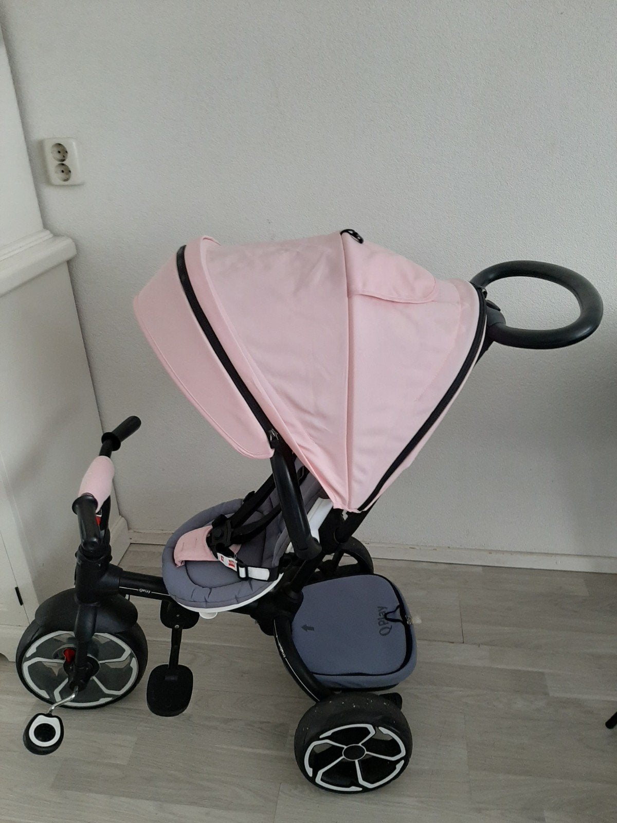 Qplay Prime 4 in 1 driewieler izgst HELEMAAL SCHOON, Ophalen