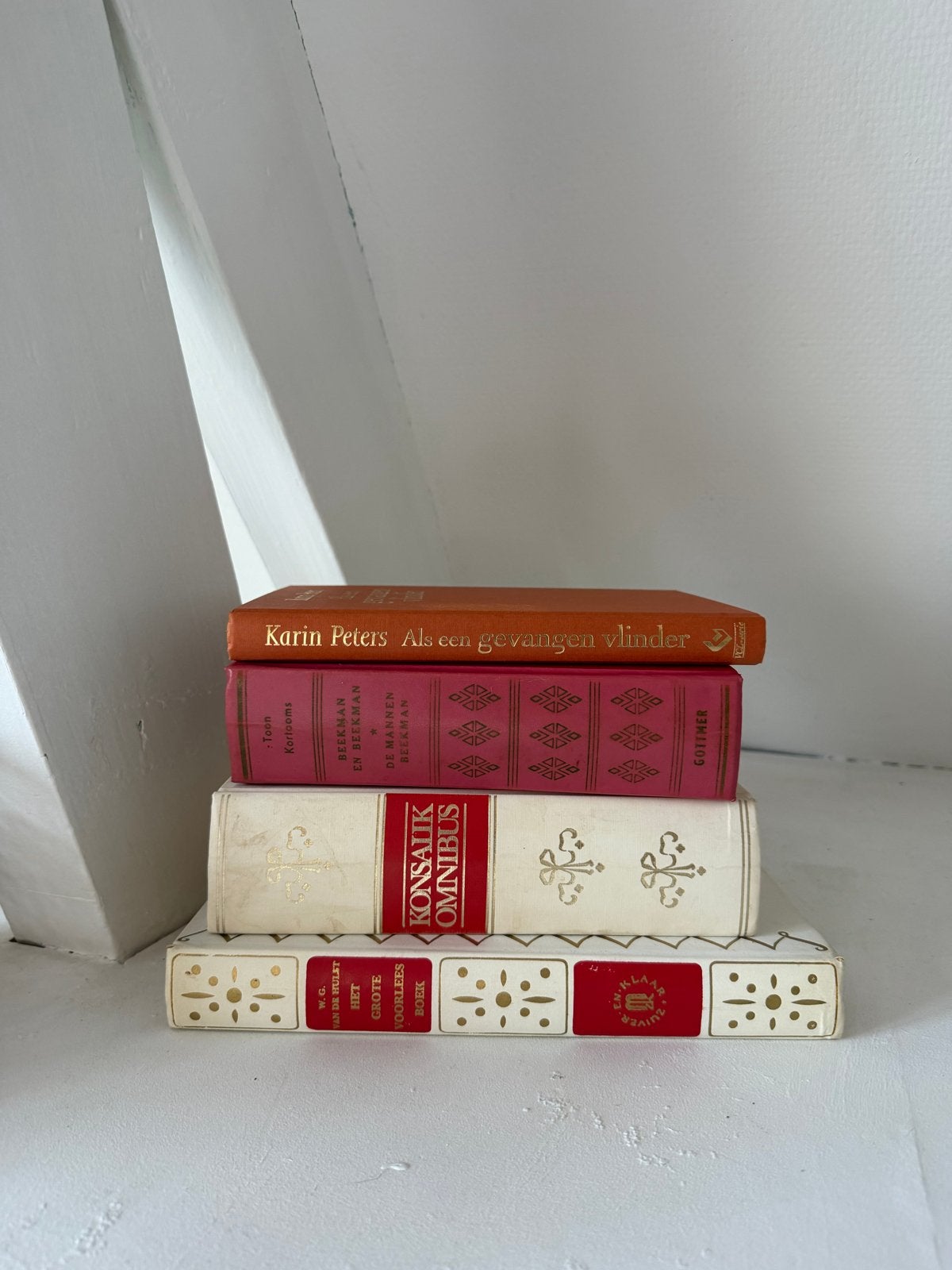 4 Oude Boeken voor Decoratie - Vintage Look, Antiek en Kunst, Ophalen of Verzenden