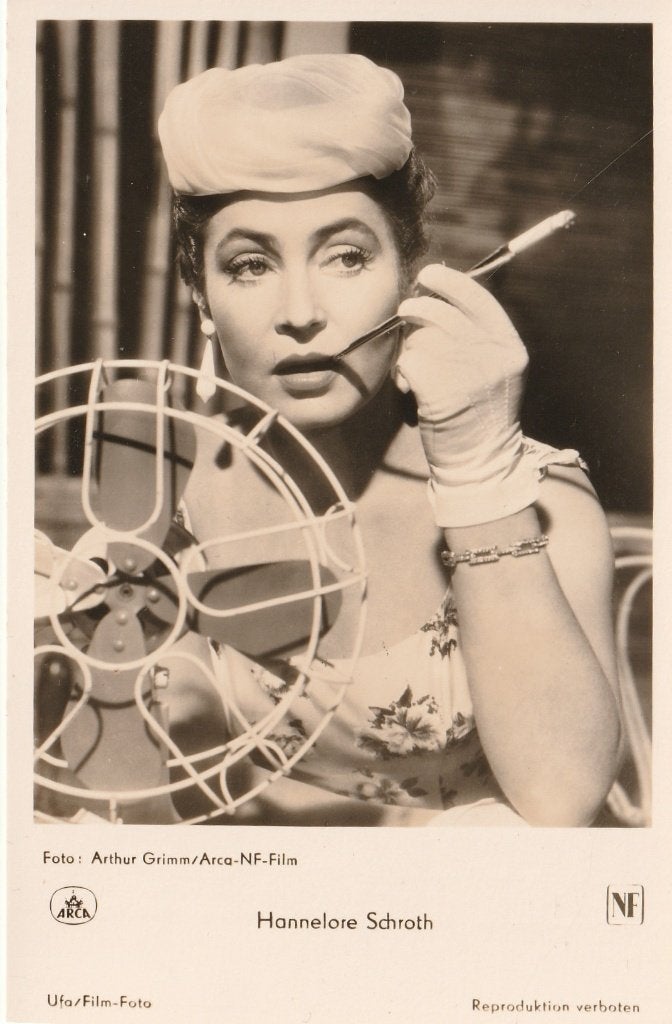 Oude Kaart Hannelore Schroth, Verzenden, 1940 tot 1960, Ongelopen, Sterren en Beroemdheden