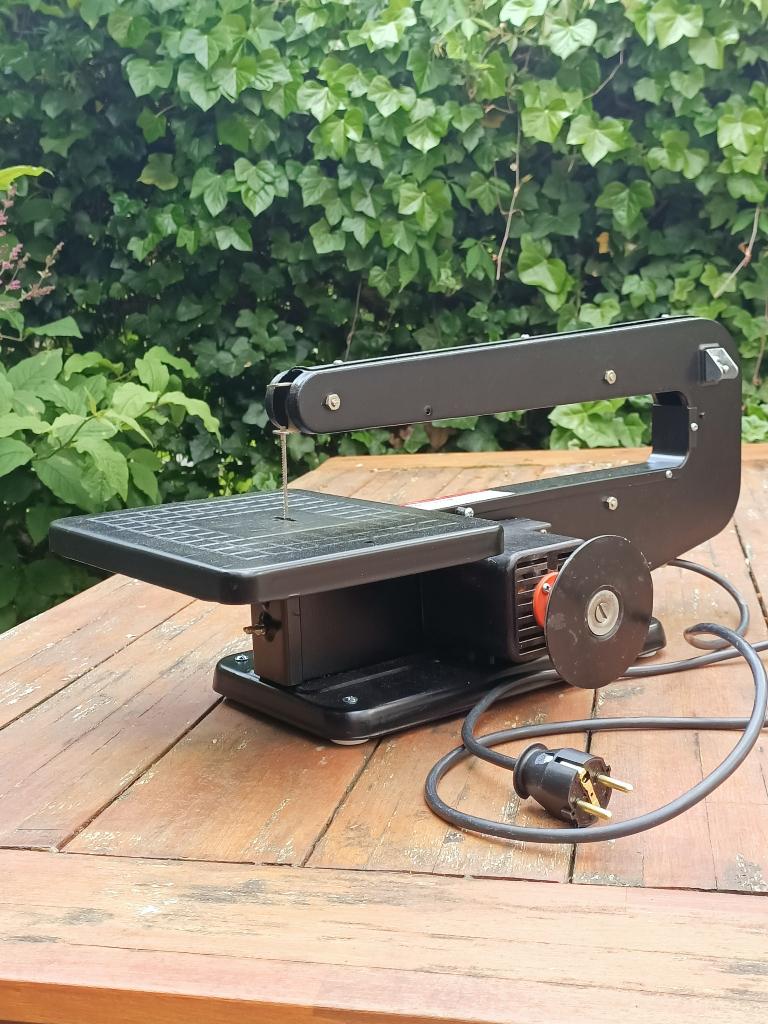 Electrische figuurzaag, Gebruikt, Dremel, Ophalen of Verzenden, 30 tot 70 mm