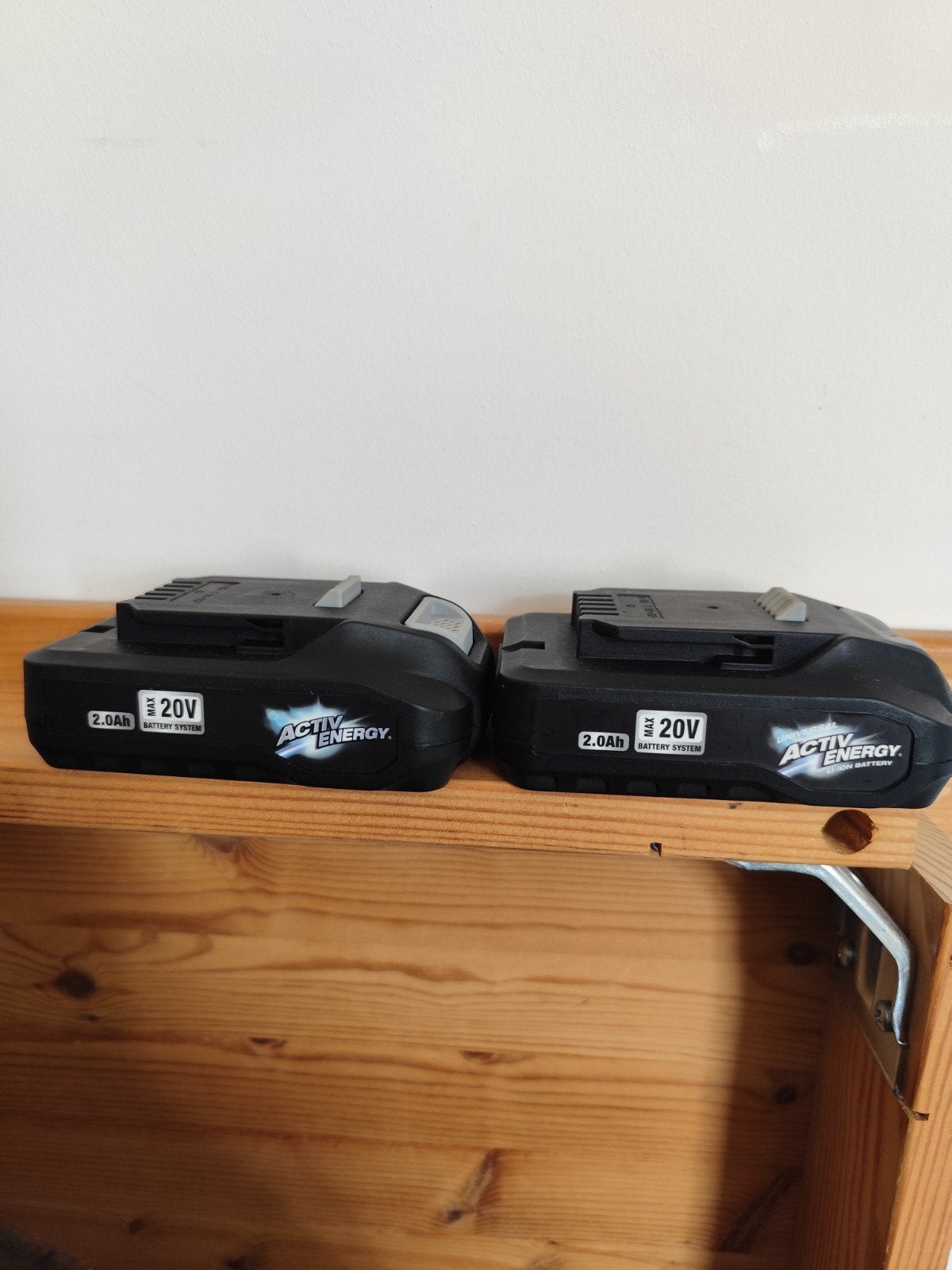 Activ Energy 20V 2.0Ah Accu (2 stuks), Ophalen of Verzenden, Gebruikt, Overige typen