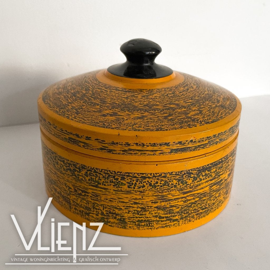Vintage hout gedraaid kommetje met deksel okergeel, Ophalen of Verzenden, Huis en Inrichting