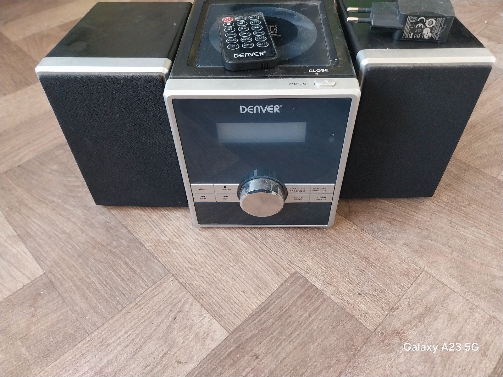 Denver Radio met CD-speler - FM Radio - AUX, Audio, Tv en Foto, Radio's, Ophalen, Gebruikt, Radio, Met cd-speler
