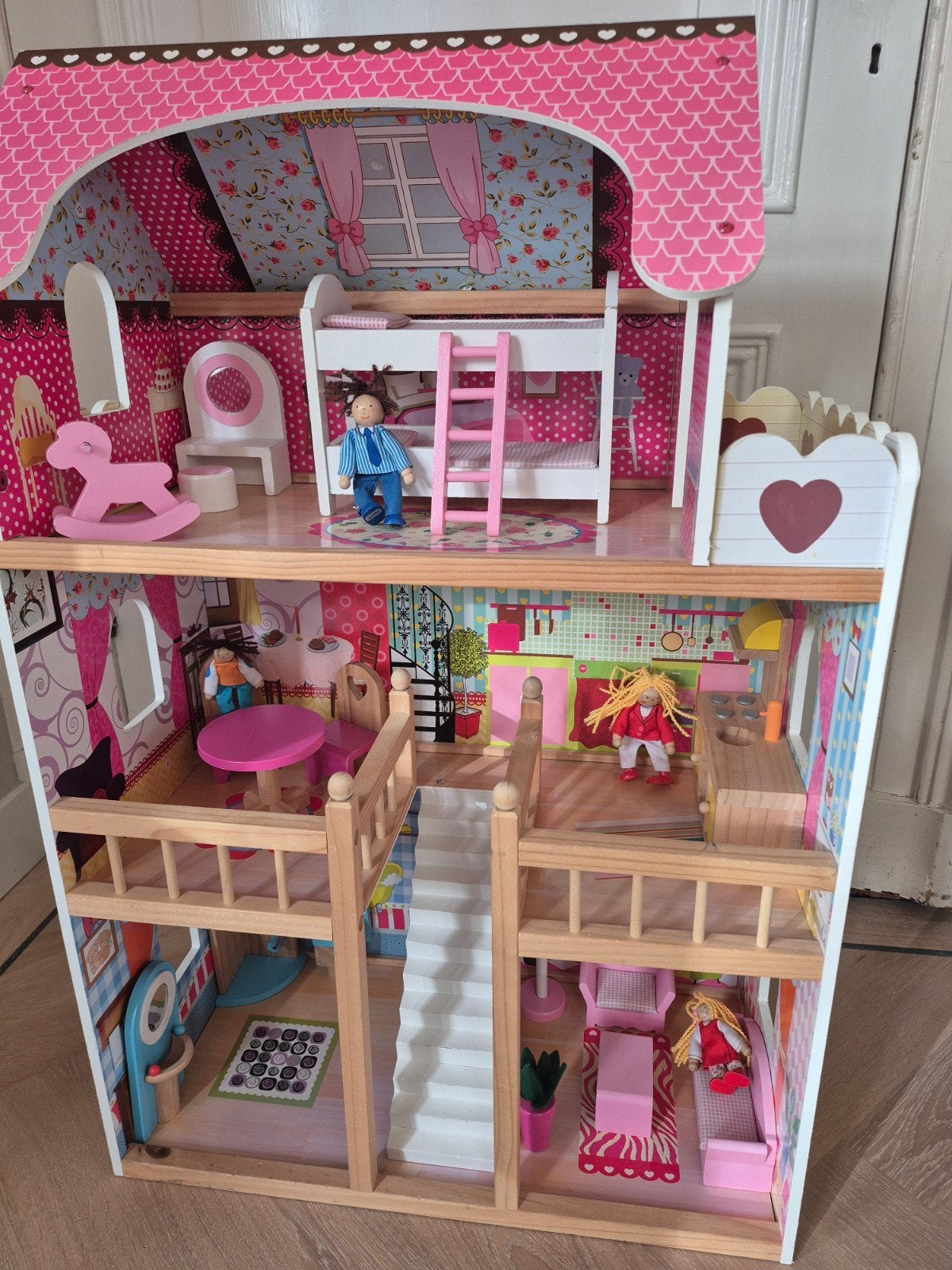 Goki Poppenhuis Compleet met Meubels en Poppen - Zeer Netjes, Ophalen, Zo goed als nieuw, Poppenhuis
