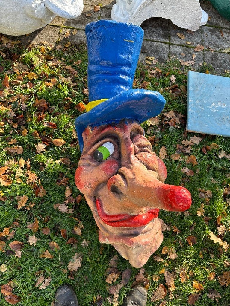 Grote polyester carnavalskop met hoge hoed, Hobby en Vrije tijd, Ophalen, Gebruikt, Carnaval