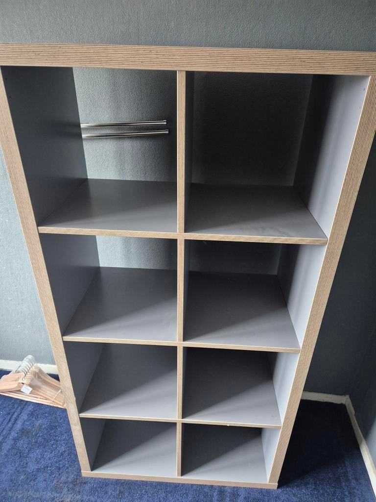 Moderne open kast met 8 vakken en hangruimte, Huis en Inrichting, Kasten | Kledingkasten, Gebruikt, Met plank(en), Modern,Modern,Minimalistisch