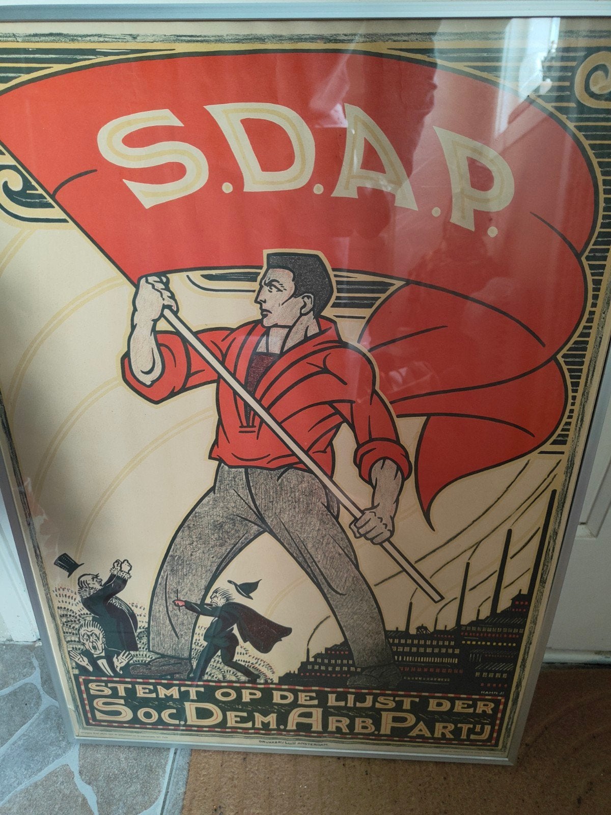 Ingelijste herdruk SDAP affiche 1922 (uit 1971), Ophalen, Met lijst, Deurposter of groter, Overige onderwerpen