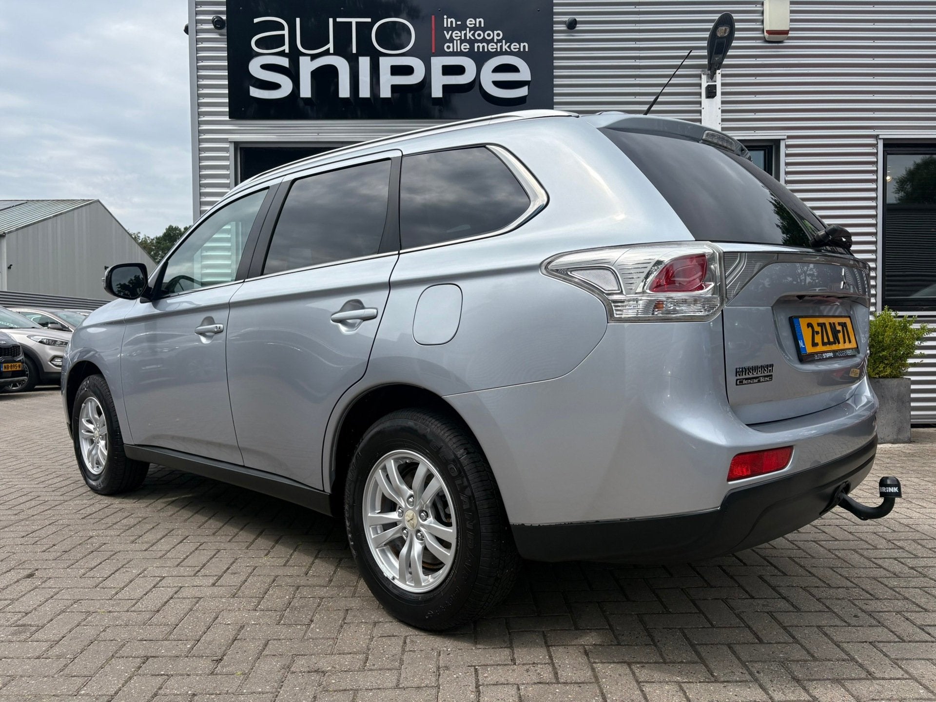 Mitsubishi Outlander 2.0 Business Edition -7 PERSOONS!-AUTOM, Auto's, Zwart, 4 cilinders, 150 pk, Start-stop-systeem