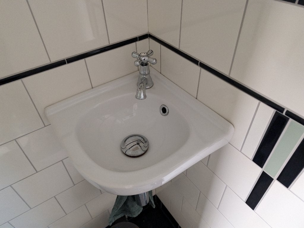 Fonteintje, Ophalen, Gebruikt, Wastafel