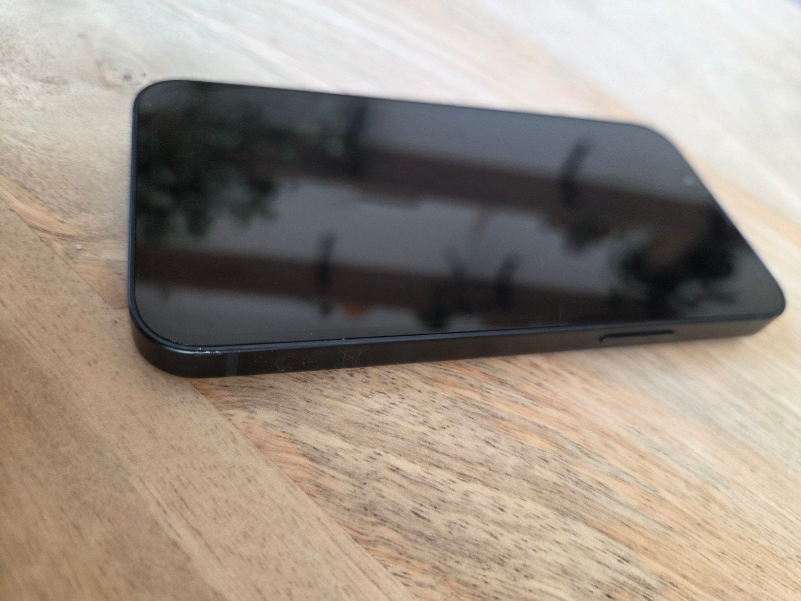 Foto 7 van iPhone 13 mini 128GB Midnight blauw/zwart
