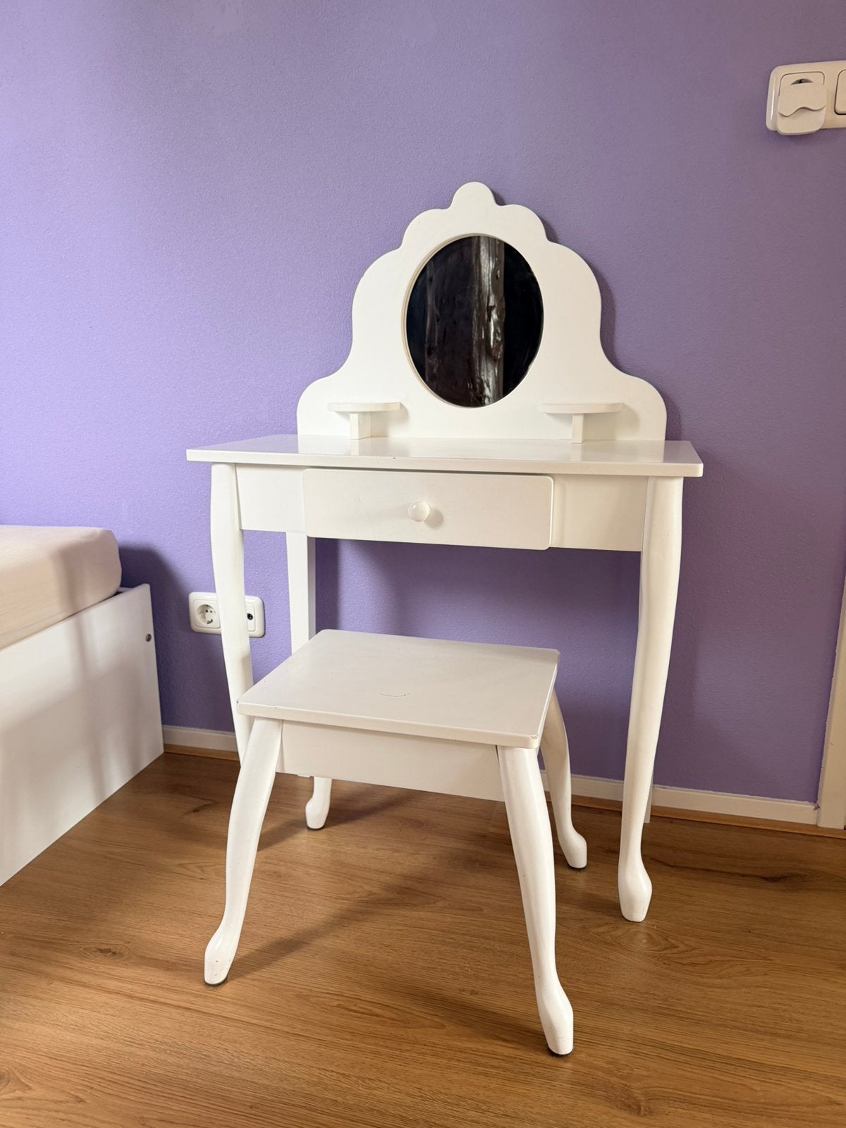 Luxe KidKraft houten kinderkaptafel met krukje, Huis en Inrichting, Ophalen, Gebruikt, 50 tot 100 cm, Minder dan 100 cm