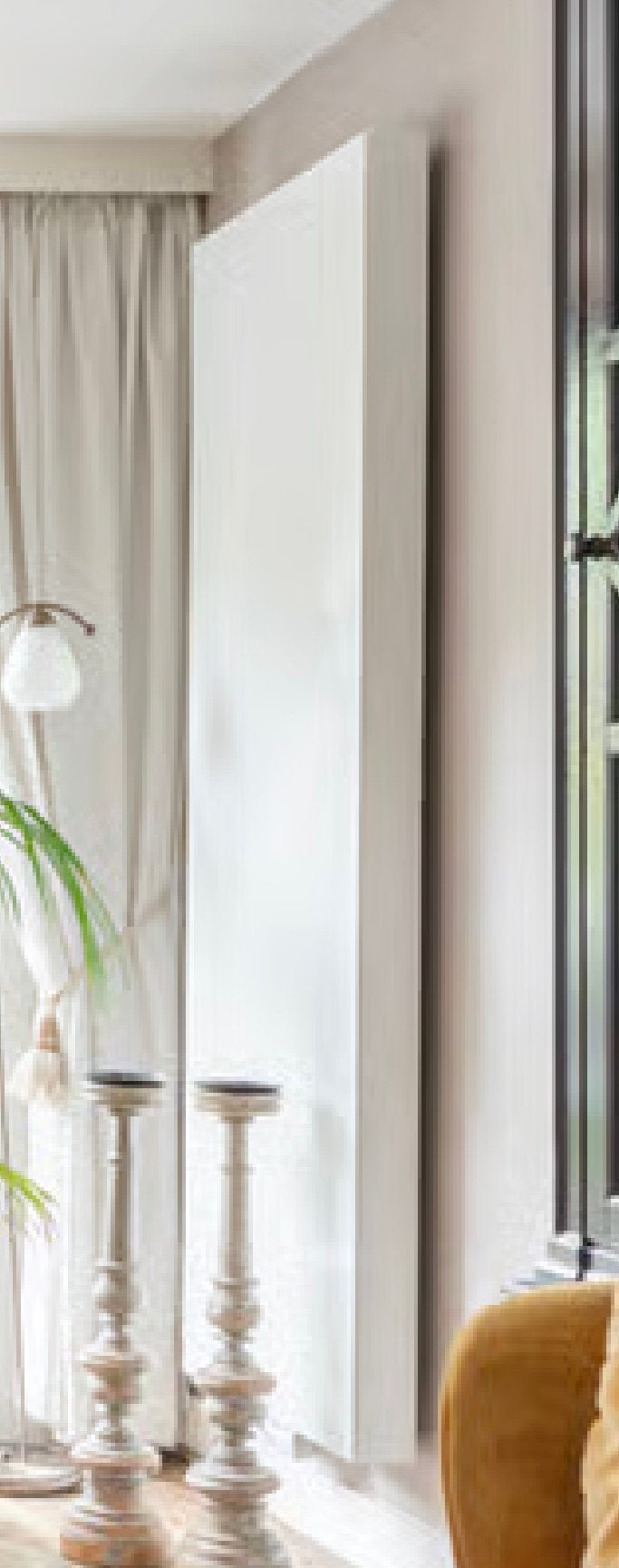 Mooie verticale radiator, Doe-het-zelf en Verbouw, Verwarming en Radiatoren, Ophalen, Radiator, Minder dan 60 cm, Zo goed als nieuw