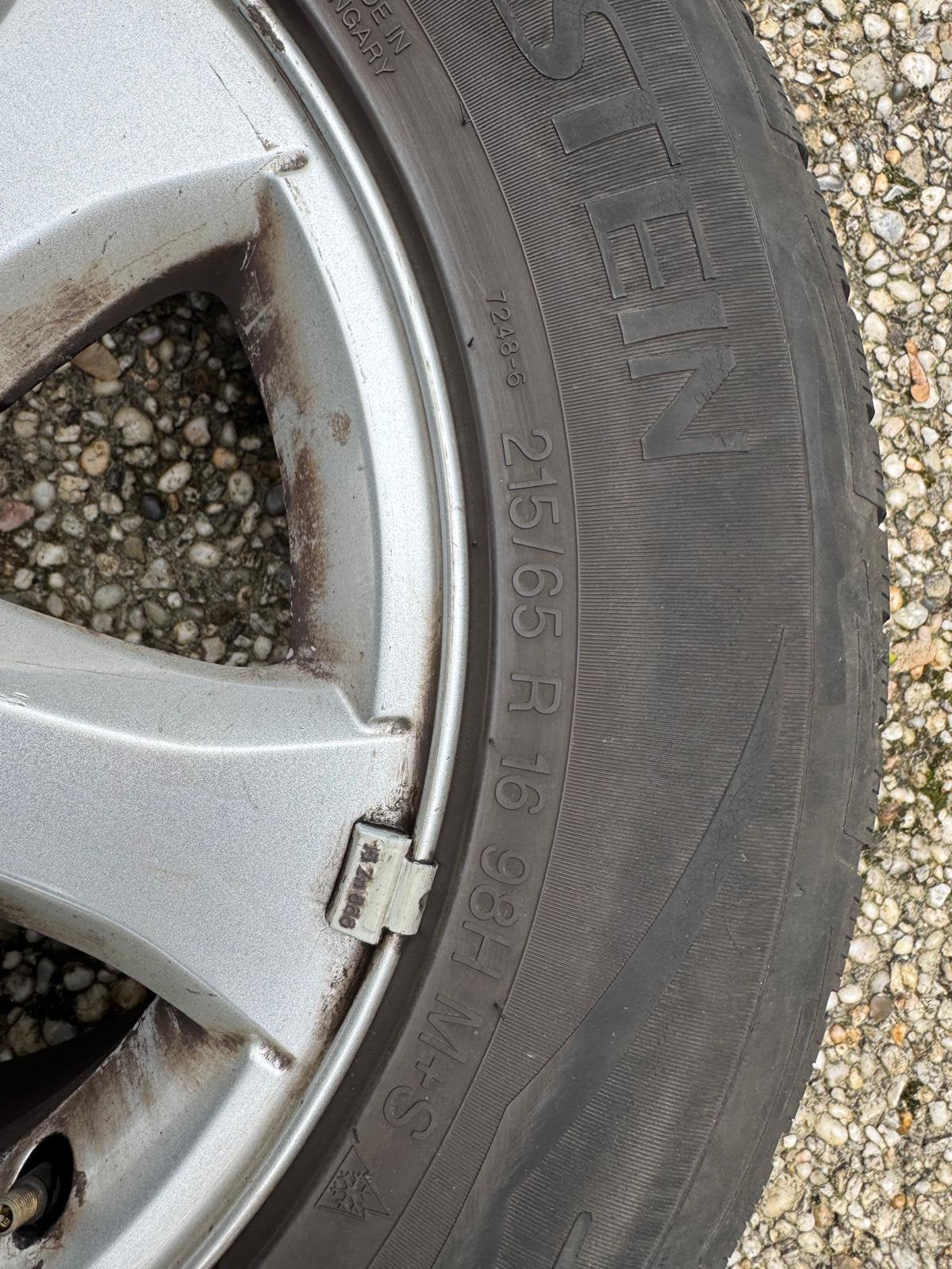 4x winterbanden op lichtmetalen velgen Volvo XC 70, Ophalen