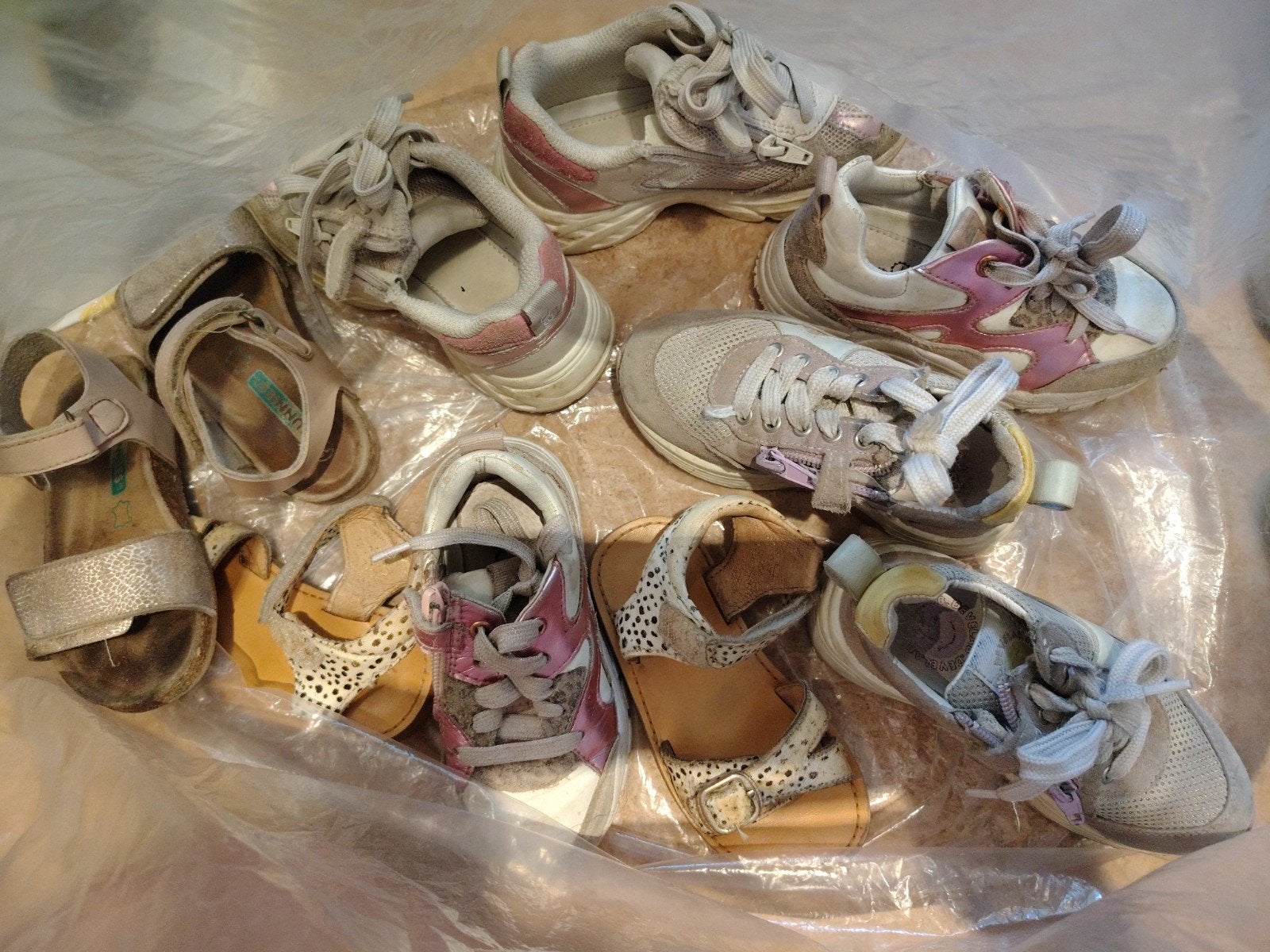 tas met meisjes schoenen maat 25/26, Ophalen, Gebruikt, Meisje, Schoenen