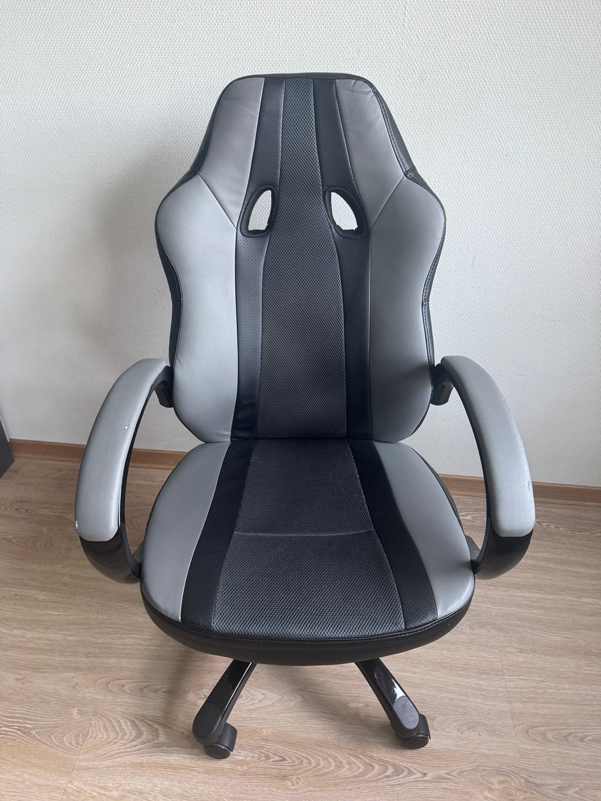 Gaming/Bureau chair, Ophalen, Zwart, Zo goed als nieuw, Gaming bureaustoel